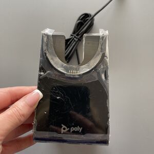 POLY PLANTRONICS VOYAGER 214183-02 WIRELESS CHARGING BASE